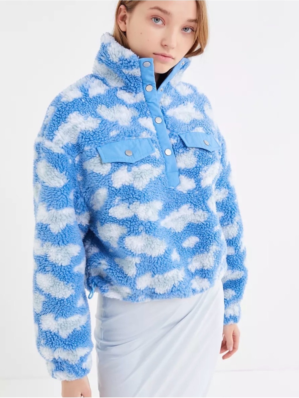 Urban outfitters Blue and White cloud Sherpa Pullover - Women’s Size Small - Picture 2 of 11